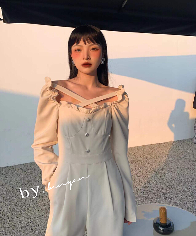 New year in early spring! [benyan] Korean version of versatile waist closing fungus edge Jumpsuit 9787# zxx