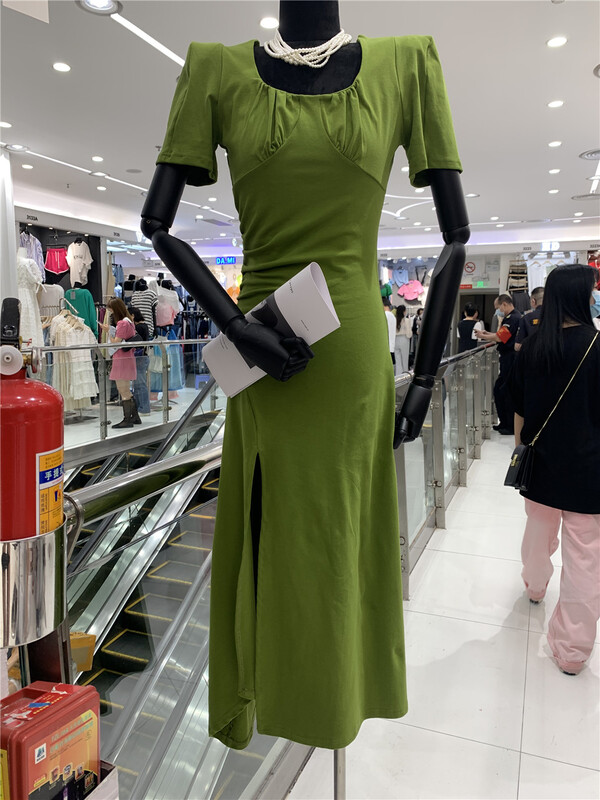 【 side dish seedlings 】 high sense square neck back hollowed out dress 8393# lwy