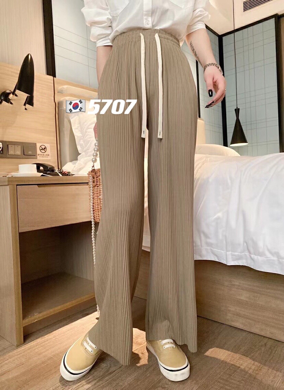 [M +] thin material breathable, simple and versatile pleated casual pants 5707# CLS