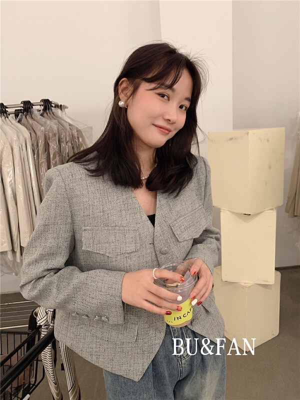 New year in early spring! [Bu & fan] versatile V-neck jacket 11003# zxl