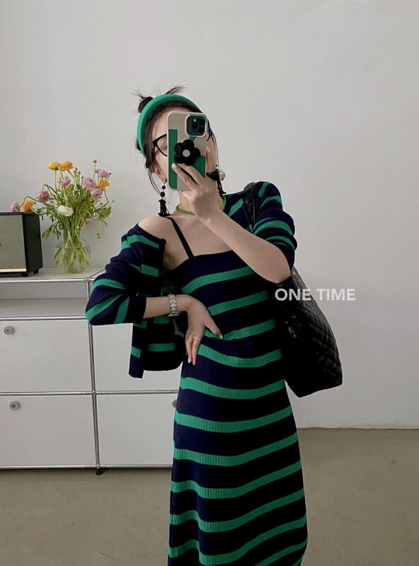 [one time] striped slim dress + crew neck single breasted blouse set 21181# CLS