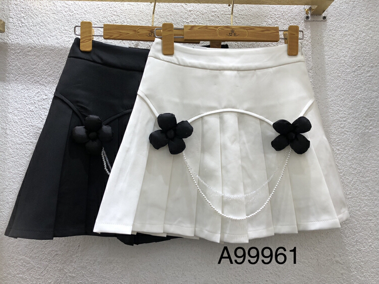 New year in early spring! [queen] pleated lady skirt (with detachable chain) a99961# ozq