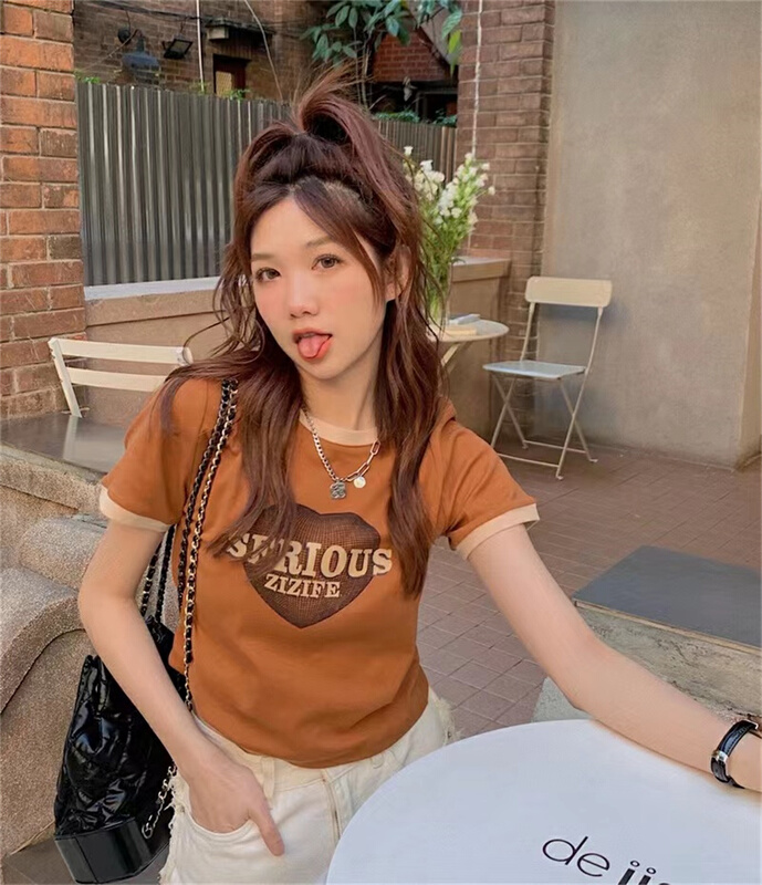 New in early summer! [timely rain] Korean letter love printing short sleeved T-shirt 25558# WPL