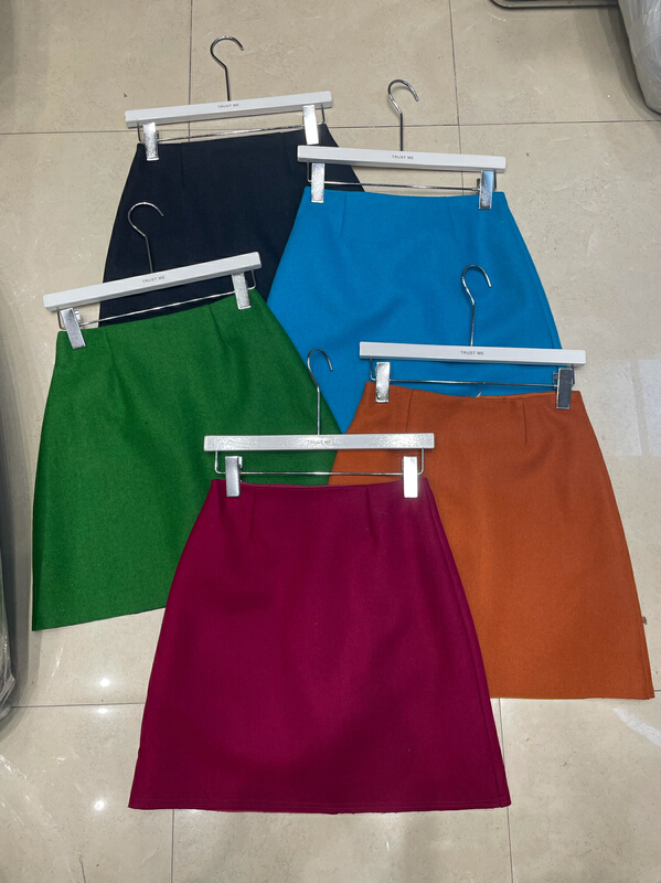 goods in stock! New year in early spring! [trust me] Korean simple solid color versatile skirt 22150# YYW