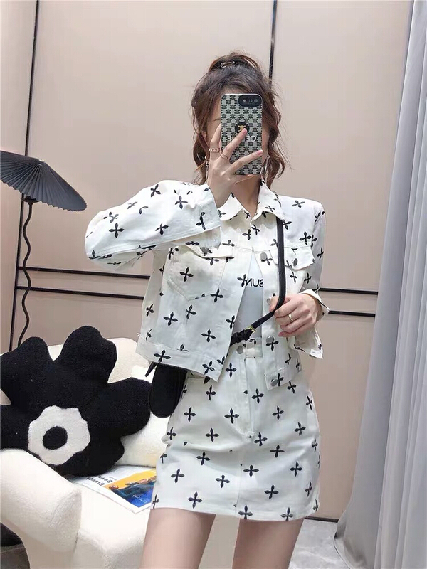 New year in early spring! [queen] Korean slim and versatile print skirt a198232# ozq