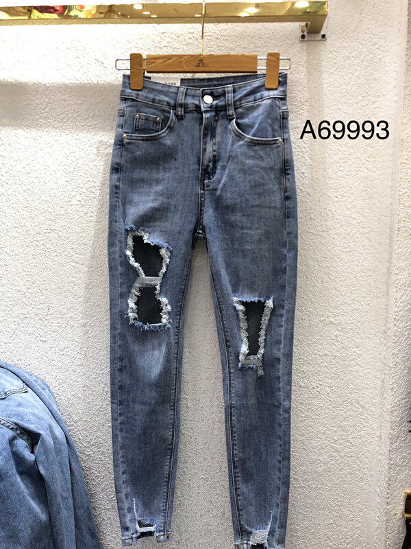 [queen] Korean version of jeans with small feet and holes a699903# ozq