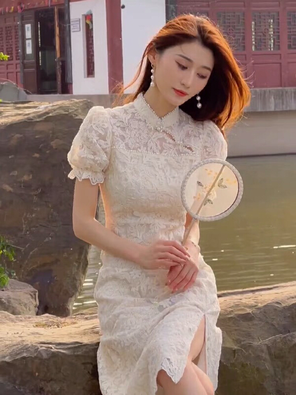 New in early summer! [Yingying Xinyi] heavy industry embroidery textured dress 7279# Cl