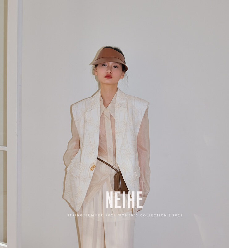 Early spring! [neihe] jacquard suit collar vest 11289# zxx