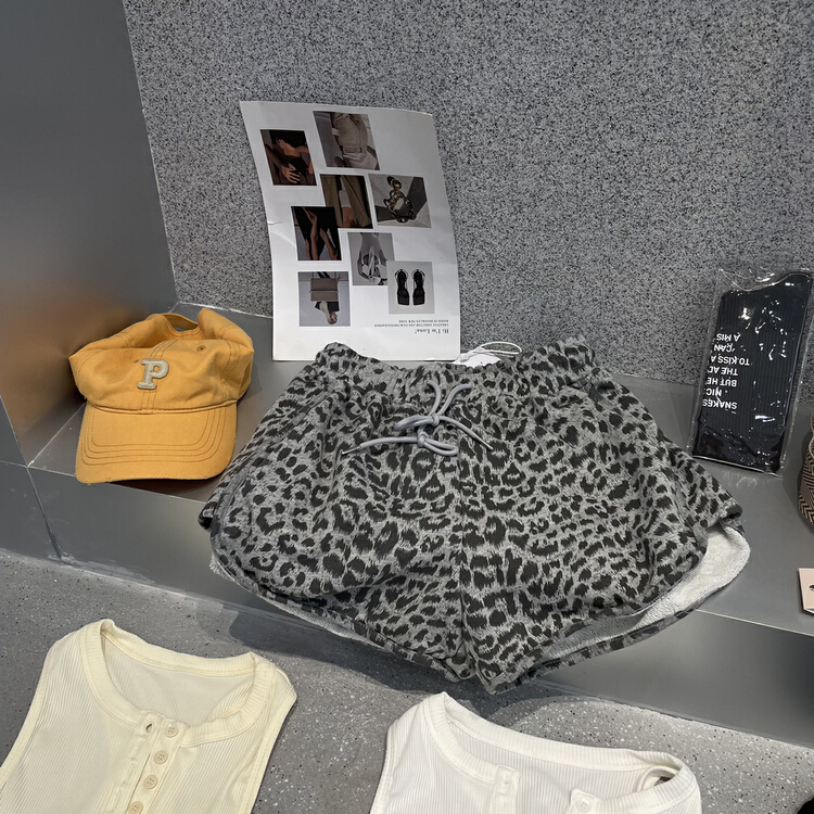 [bobo1972] leopard design fashion casual shorts cc213383# ozq