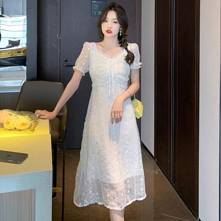 goods in stock! New in early summer! [Kiki studio] celebrity temperament embroidered slim dress 5670# hjy