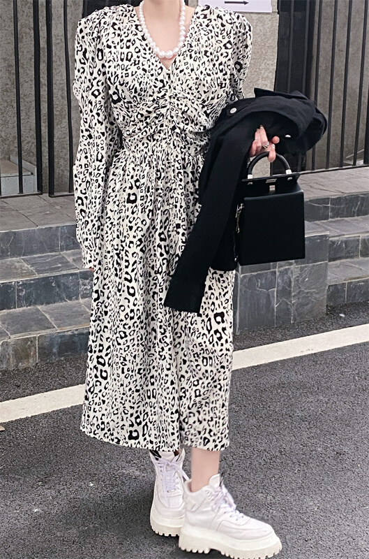 New year in early spring! [yixuanru] Korean Pullover crimp dress 8291# ozq