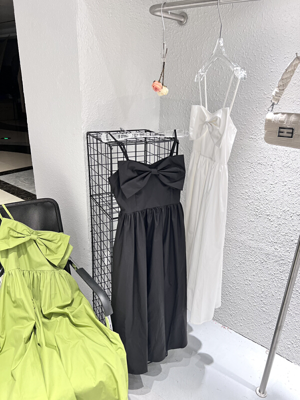 New in early summer! [Feimao Philippine cat] fashion solid color medium and long suspender dress ym-7454# LSL