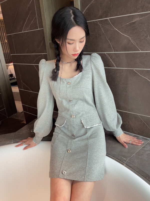 goods in stock! [top Chan Lin] Korean casual square neck bubble sleeve dress 95066# cqw