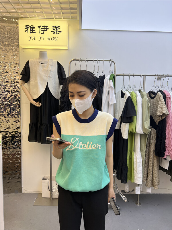 [yayirou] round neck Pullover letter vest 6627# hyy