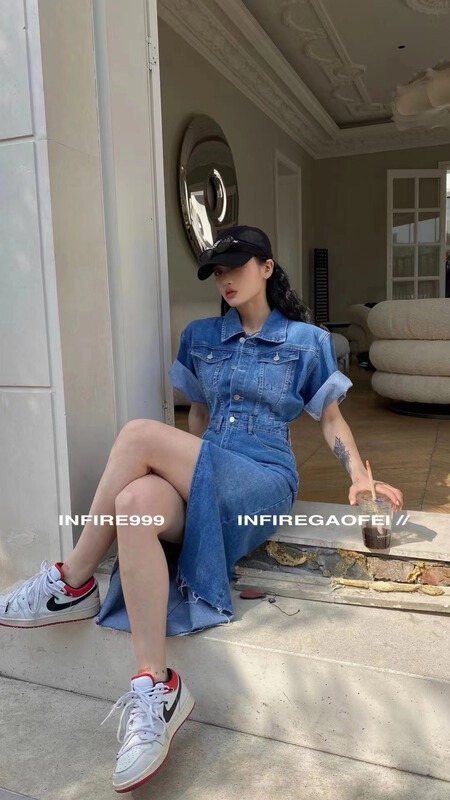 [c.h.z] narrow waist and thin buttock slit denim skirt 90721# WTT