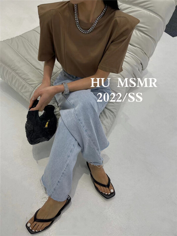New year in early spring! [Hu] Korean round neck clean short sleeve T-shirt 6563# zyh