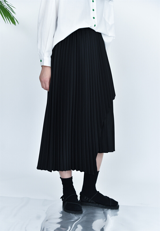 New in early summer! [three and two] high waist irregular pleated skirt 7903# L