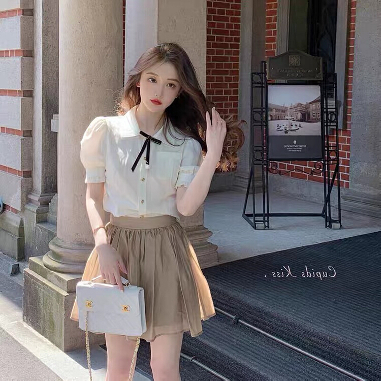 goods in stock! New in early summer! [Kiki studio] small aging shirt + high waist versatile A-line Skirt Set (with detachable bow) 5673# hjy