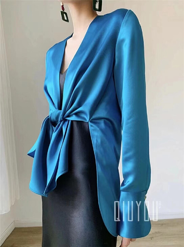 New year in early spring! [sheen] simple and versatile V-neck solid shirt (with belt) 261# JJ