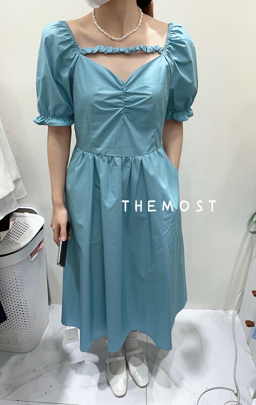goods in stock! New in early summer! [the most] temperament square neck waist slim dress 9596# HBx