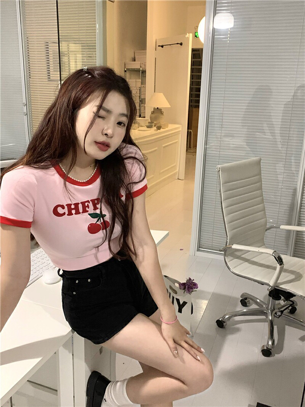 【范范】 時尚韓范兒辣妹拼色櫻桃字母圓領小衫  5780#  JJ