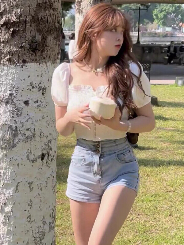 [c.vogue] Korean style, narrow waist and small shirt 28070# PCZ