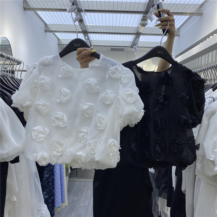 New in early summer! [ICC] round neck three-dimensional flower blouse 8078# WTT