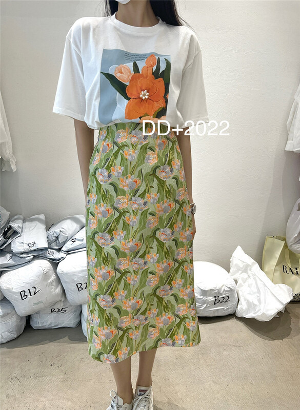 New in early summer! [DD +] minority flower print short sleeve T-shirt (with detachable florets) 228067# XJ