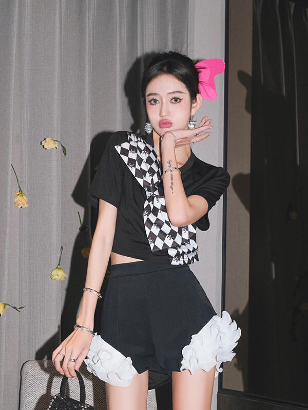 [Alala] niche design, high waist, small fragrance, thin and sharp weapon, ruffle color matching casual shorts b1365# JJ