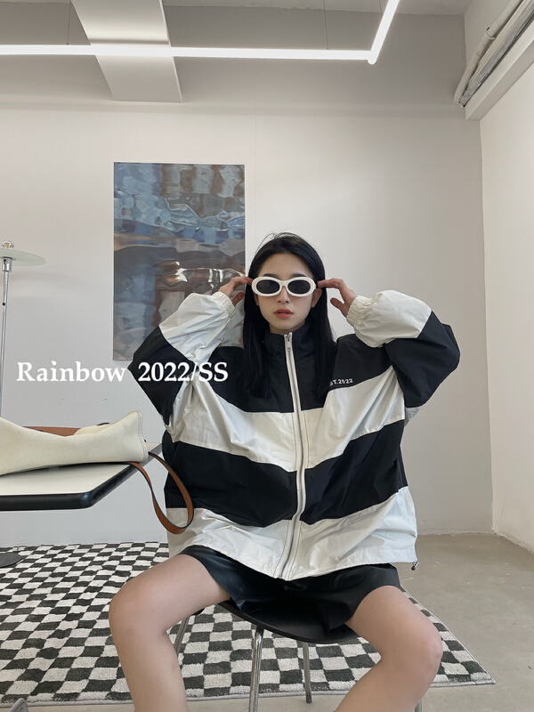 goods in stock! [rainbow] fashion letter versatile windbreaker 12679# WTT