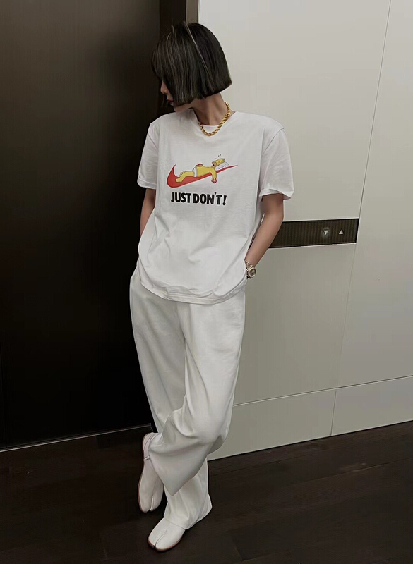 New in early summer! "C.H.Z" Korean version of age-reducing cute cartoon printed short sleeve T-shirt 90871# WTT