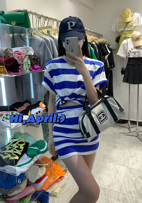 [Julia] embroidered lettered stripe loose T-shirt + side pleated skirt set 923a# HBx