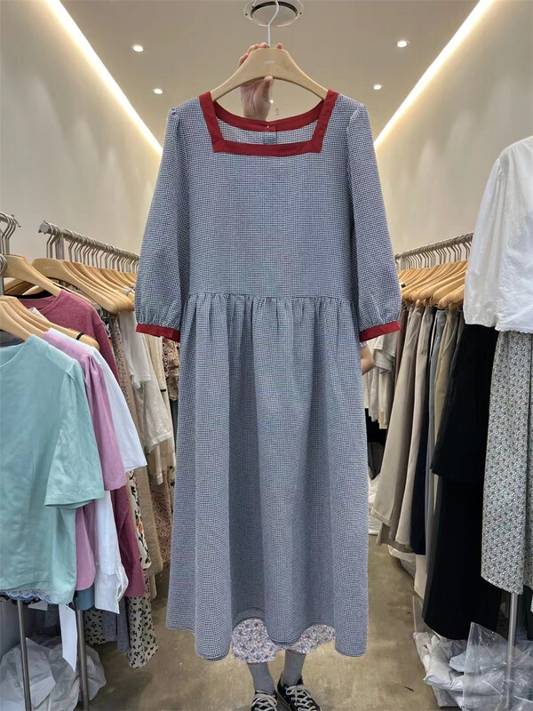 goods in stock! [xhm] Korean Plaid square neck bubble sleeve dress 2990# ZSY