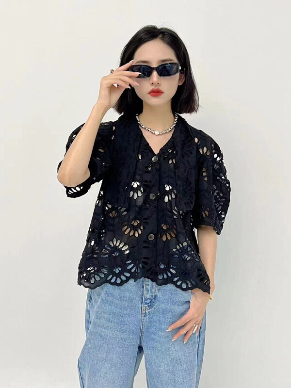 [d.two D2] hollow out fashion versatile shirt 2221132# CSX