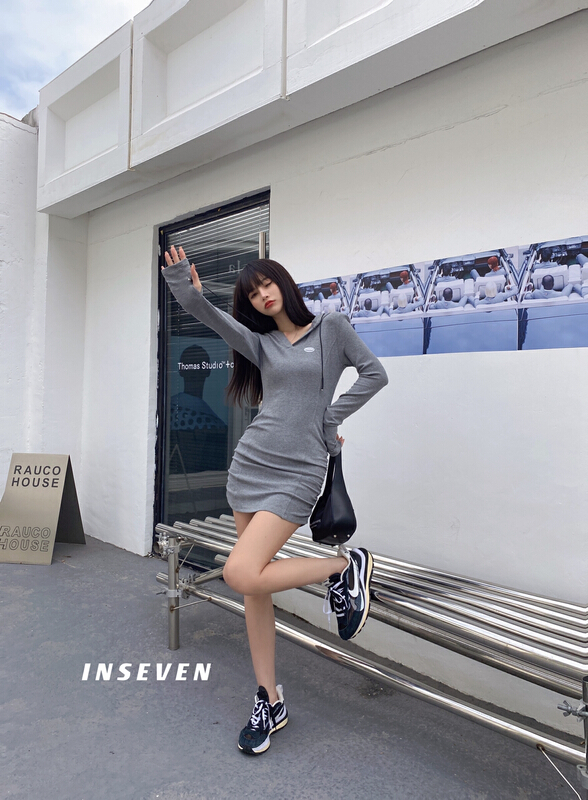 現貨!早春上新!【INSEVEN】韓版修身顯瘦包臀連帽連衣裙  25098#  OZQ