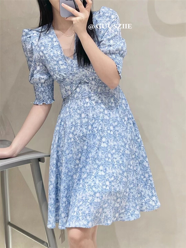 [ancient illustration] Korean version of little women's V-neck high waist dress 22012# hjy