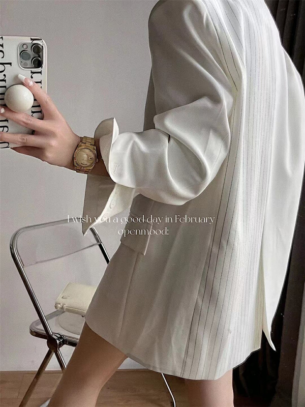 goods in stock! New year in early spring! [open] Korean loose single breasted jacket 8728# XYJ