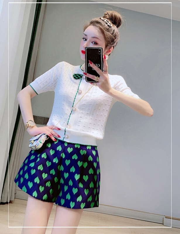 [pan] short sleeved round neck hollowed out embroidered Plaid glasses thin knitted cardigan 00497# PCZ