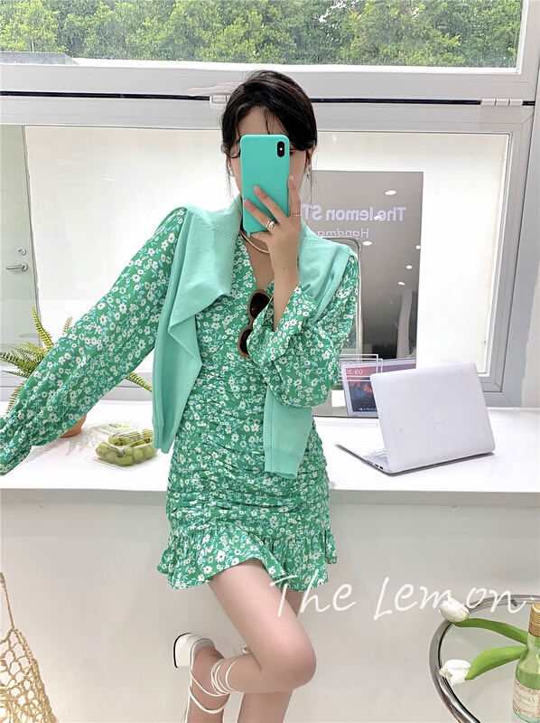 New year in early spring! [lemon green tea] V-neck floral thin dress 2027# hjy