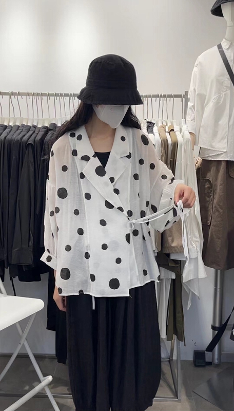New in early summer! [three and two out] wave point side bandage printed shirt 99091# XYY