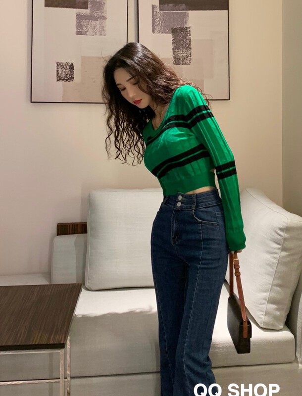 goods in stock! New year in early spring! [QQ shop] personalized fashion backless design strip sweater h8833# ozq