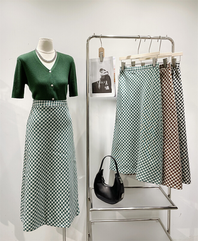 New year in early spring! [lemon tree] slim and versatile plaid skirt 66110# XYY