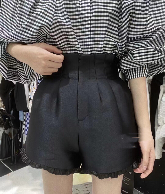 [lidada] Korean versatile elastic waist solid casual shorts 2946# HBx