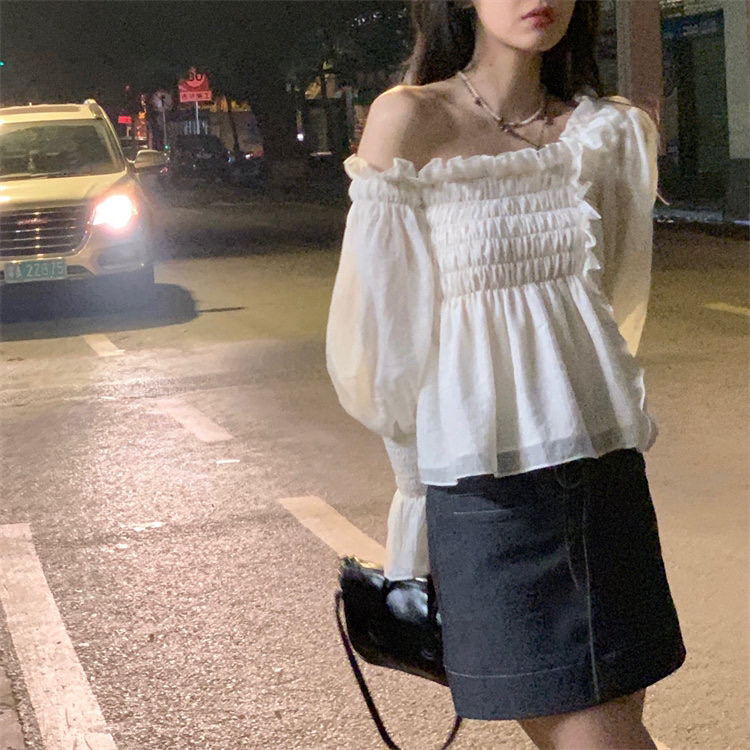 New year in early spring! [Dai Dai] off shoulder, versatile and slim shirt 4447# L