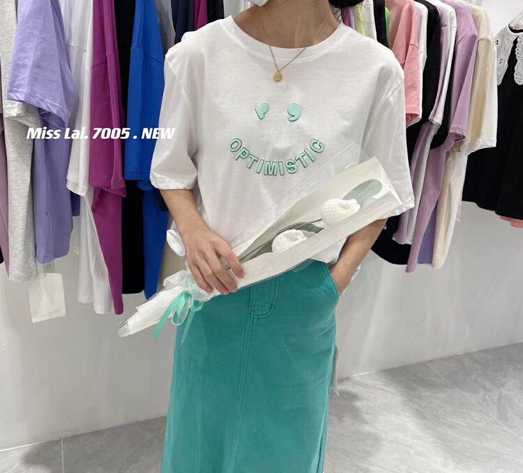 [HH & miss Lai] Korean version back hollowed out letters smiling face embroidered short sleeve T-shirt 7005# L