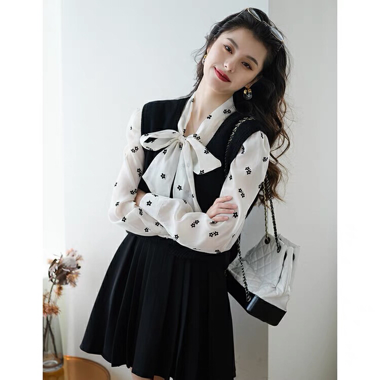 New year in early spring! [LML] sweet wave dot print tie bubble sleeve shirt 6323# ozq