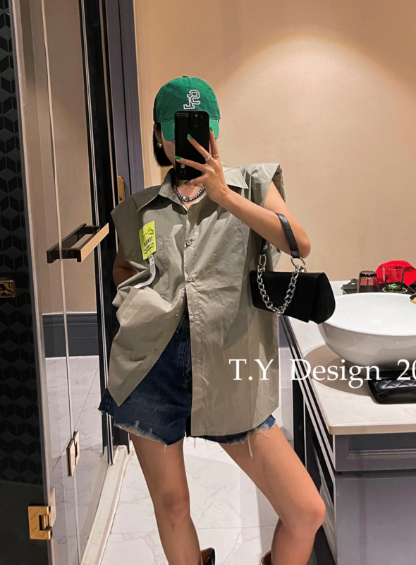 New in early summer! [T.Y tangyuanjia] Korean casual color standard sleeveless vest vest 2017# ozq