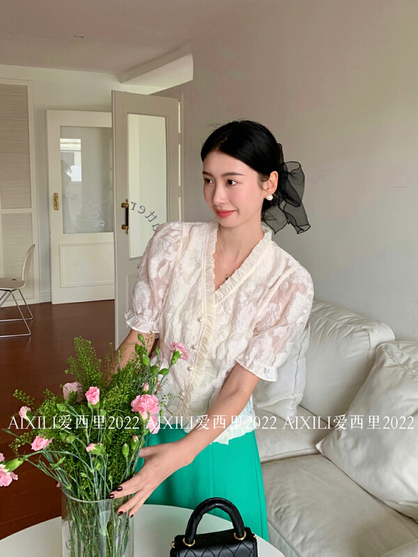[aixili aisili] fashion slim V-neck shirt 6600# WPL