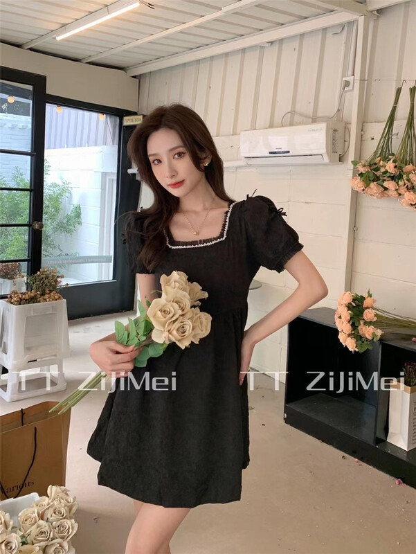 New year in early spring! [self beauty] little woman heavy industry square neck dress 6036# hjy