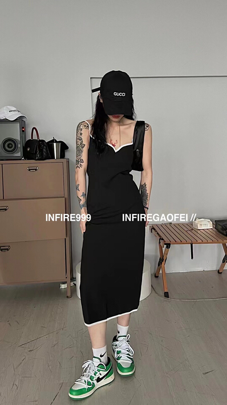 New in early summer! [c.h.z] simple style, versatile, color blocking, bonded back slit vest / sling 80063# WTT